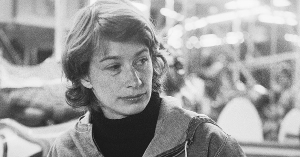 Mary Oliver on the Measure of a Life Well Lived and How to